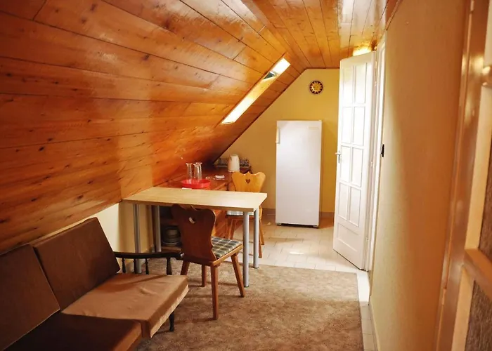 In - Balaton 41943 *